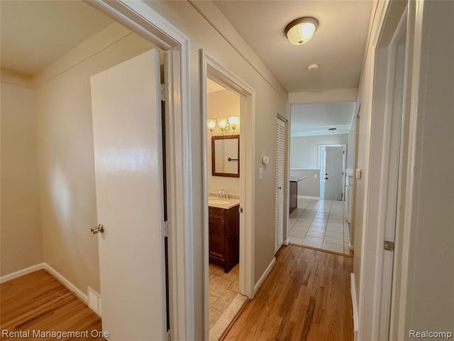 34227 Florence Street, Westland, MI 48185