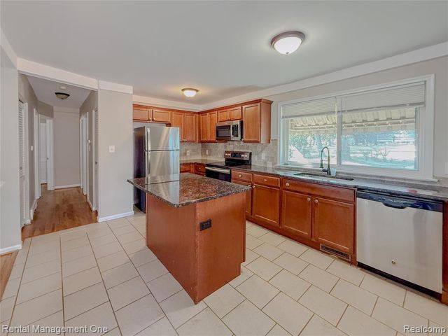 34227 Florence Street, Westland, MI 48185