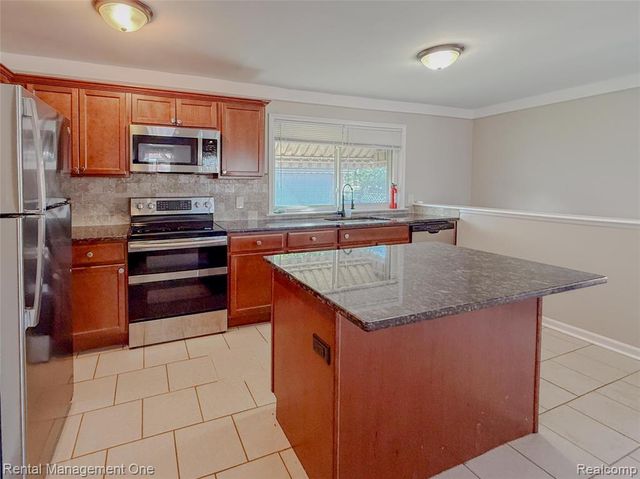 34227 Florence Street, Westland, MI 48185