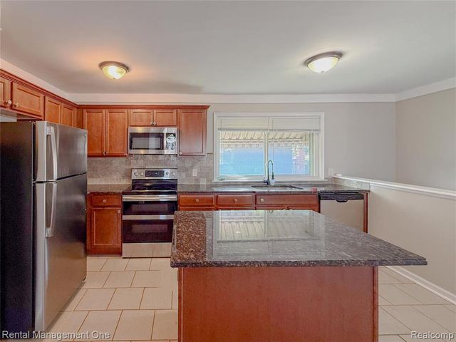 34227 Florence Street, Westland, MI 48185