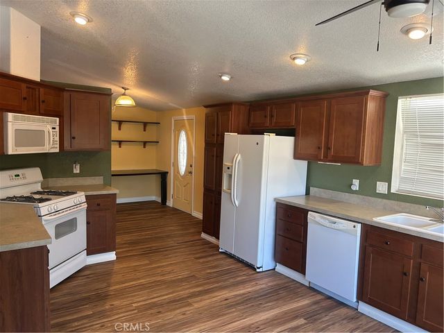 1700 S State Street 61, Hemet, CA 92543