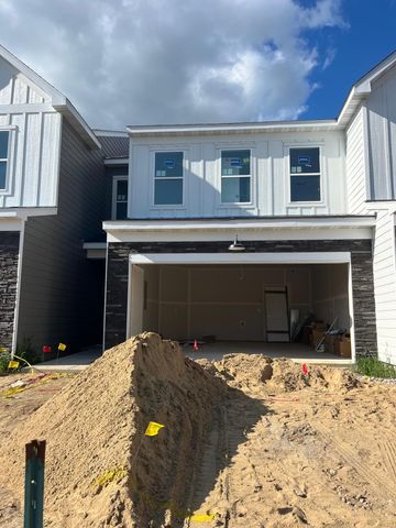 17981 Genoa Drive, Lakeville, MN 55044