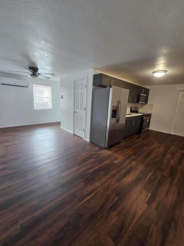 148 W 14th Street 2, Riviera Beach, FL 33404