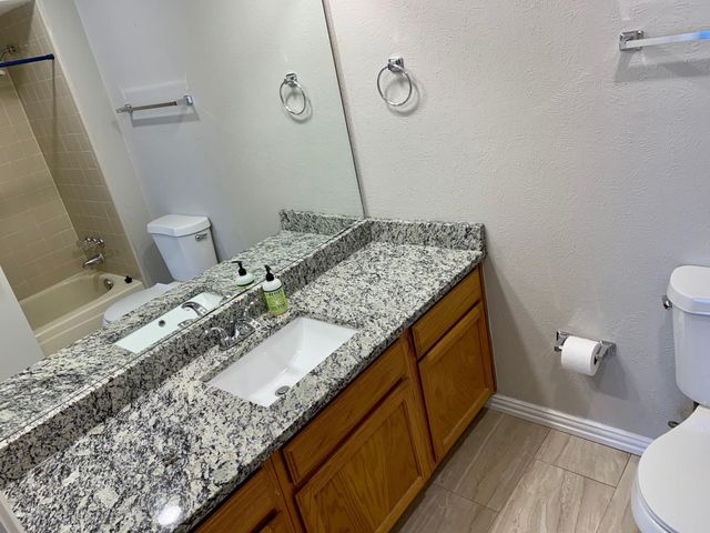 214 Samuel Boulevard 5, Coppell, TX 75019
