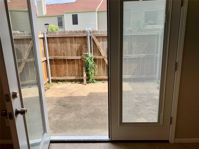 214 Samuel Boulevard 5, Coppell, TX 75019