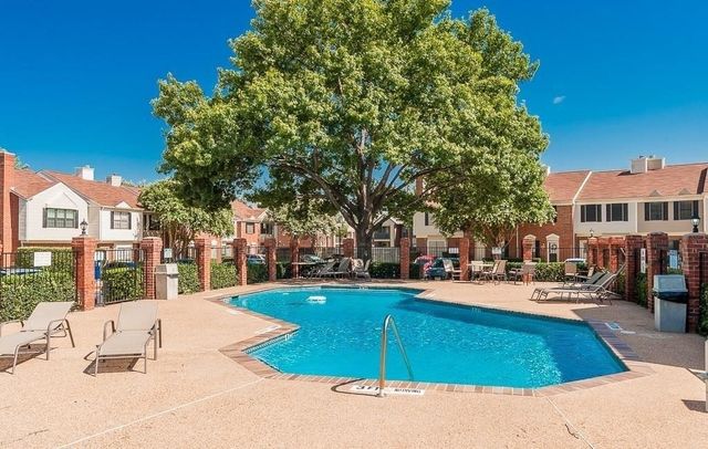 214 Samuel Boulevard 5, Coppell, TX 75019