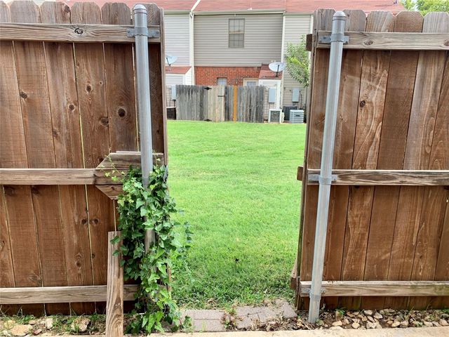 214 Samuel Boulevard 5, Coppell, TX 75019