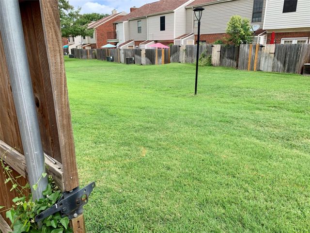 214 Samuel Boulevard 5, Coppell, TX 75019