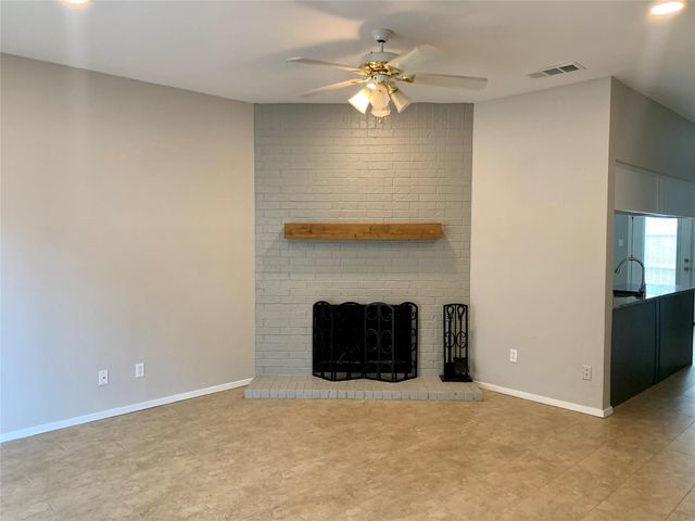 214 Samuel Boulevard 5, Coppell, TX 75019