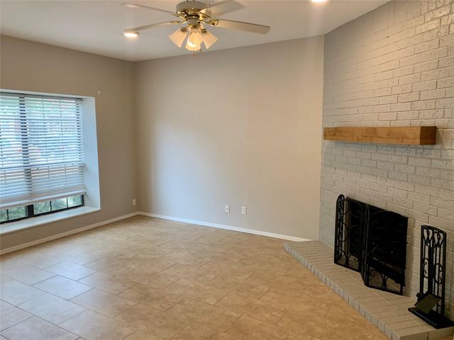 214 Samuel Boulevard 5, Coppell, TX 75019