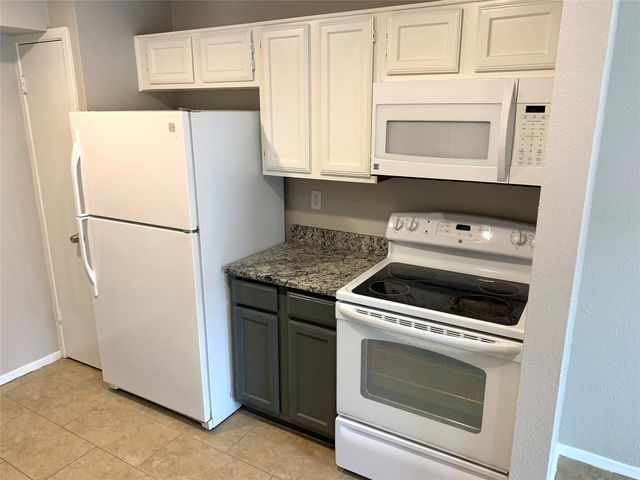 214 Samuel Boulevard 5, Coppell, TX 75019
