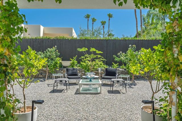 48245 Prairie Drive, Palm Desert, CA 92260