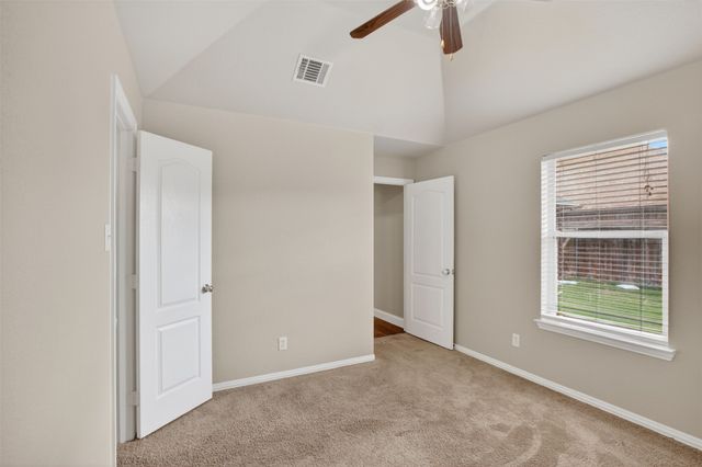 8208 Riversprings Drive, Fort Worth, TX 76053