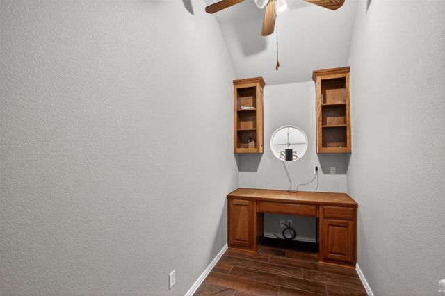 8208 Riversprings Drive, Fort Worth, TX 76053