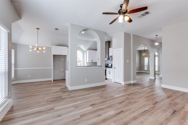 5608 Manchester Drive, Richardson, TX 75082