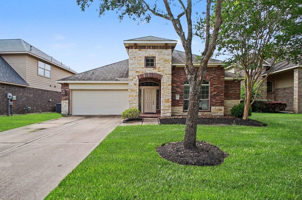 7011 Spruce View Court, Richmond, TX 77407