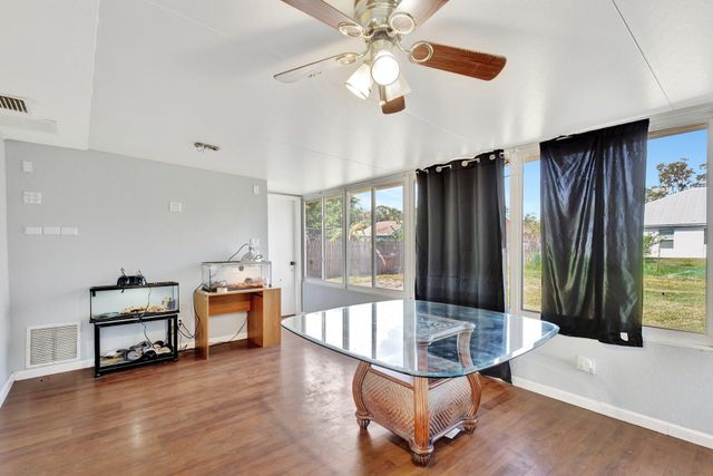 5605 Sunset Boulevard, Fort Pierce, FL 34982