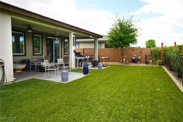 4914 East Beacon Ridge Drive, Pahrump, NV 89061