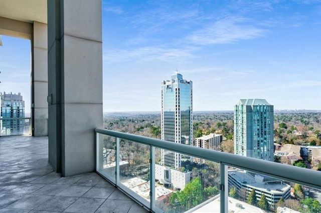 2881 Peachtree Road NE 2405, Atlanta, GA 30305