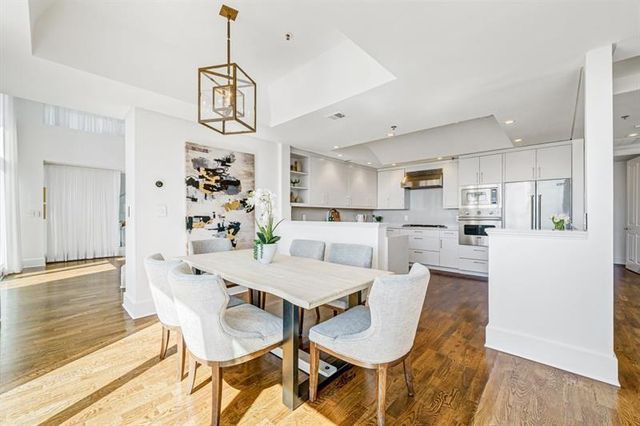 2881 Peachtree Road NE 2405, Atlanta, GA 30305