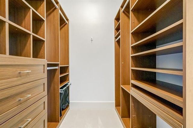 2881 Peachtree Road NE 2405, Atlanta, GA 30305