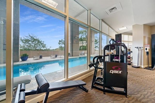 2881 Peachtree Road NE 2405, Atlanta, GA 30305