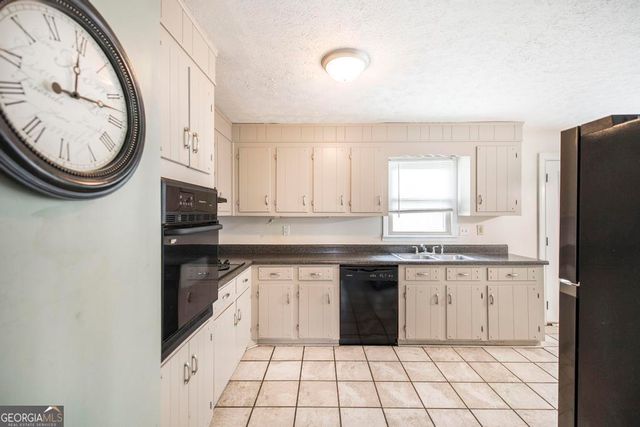 112 Prairie Boulevard, Centerville, GA 31028