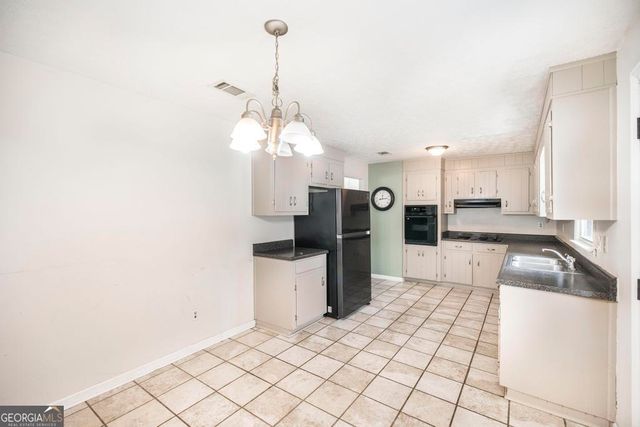 112 Prairie Boulevard, Centerville, GA 31028