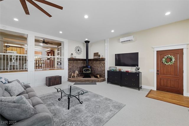 5681 Rhyolite Avenue, Pahrump, NV 89060