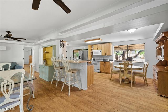 5681 Rhyolite Avenue, Pahrump, NV 89060