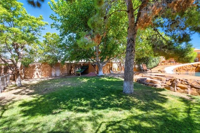 5681 Rhyolite Avenue, Pahrump, NV 89060