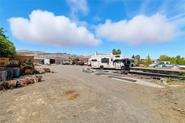 5681 Rhyolite Avenue, Pahrump, NV 89060