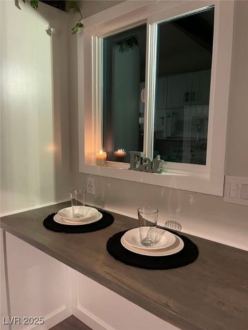 5681 Rhyolite Avenue, Pahrump, NV 89060