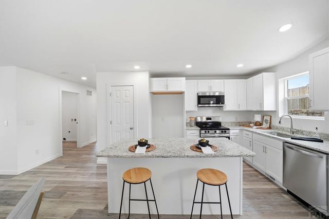 1406 Brewery Rd, Pueblo, CO 81001