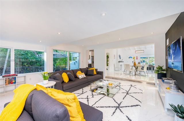 770 NE 77th St, Miami, FL 33138