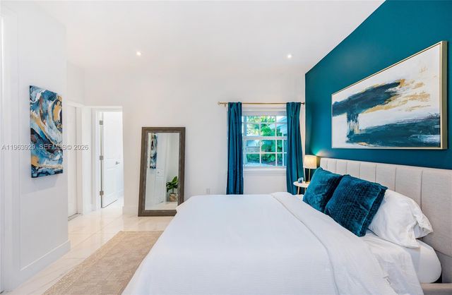 770 NE 77th St, Miami, FL 33138