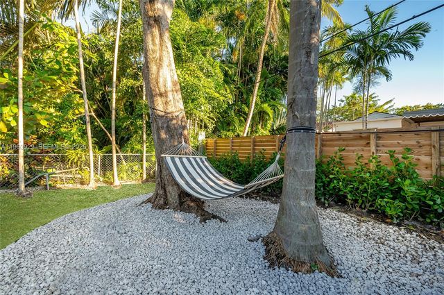 770 NE 77th St, Miami, FL 33138