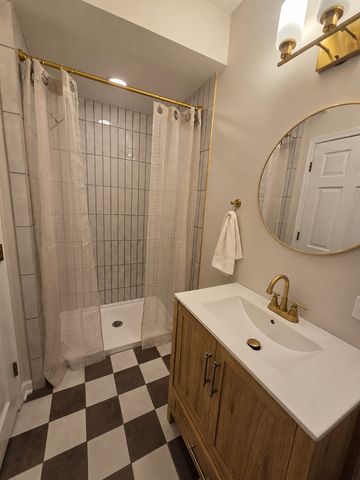 201 W Church Street, Minooka, IL 60447