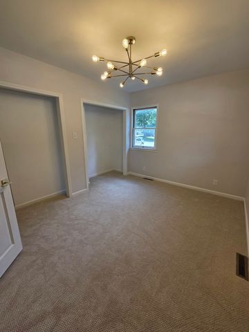201 W Church Street, Minooka, IL 60447