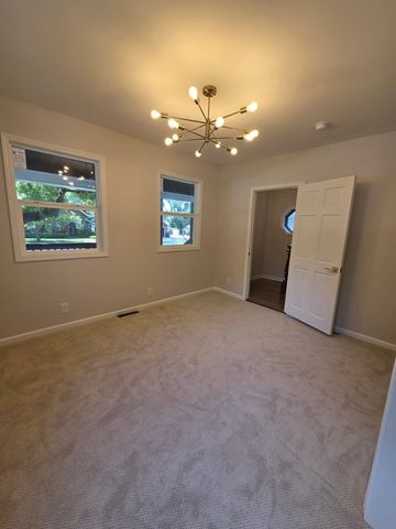 201 W Church Street, Minooka, IL 60447