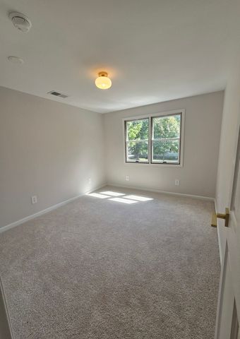 201 W Church Street, Minooka, IL 60447