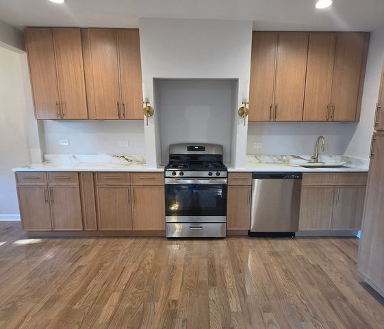 201 W Church Street, Minooka, IL 60447