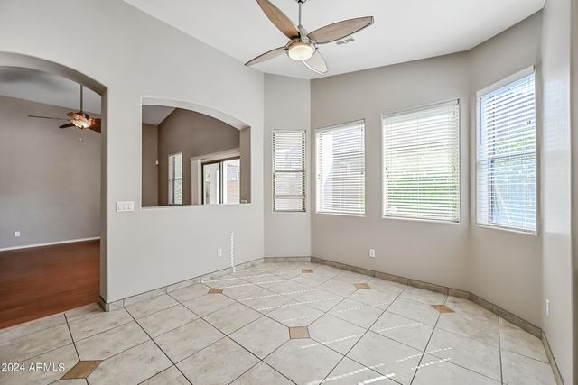 6707 E ROLAND Street, Mesa, AZ 85215