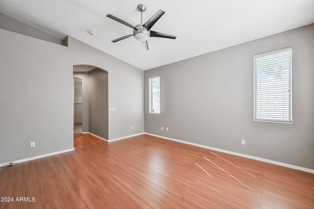 6707 E ROLAND Street, Mesa, AZ 85215