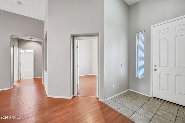 6707 E ROLAND Street, Mesa, AZ 85215