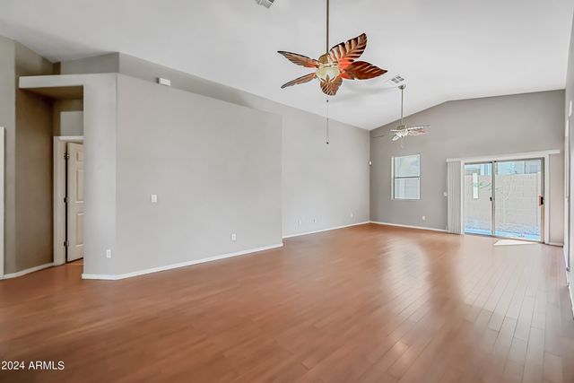 6707 E ROLAND Street, Mesa, AZ 85215