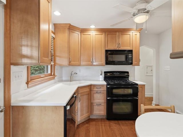 401 Neulon Ave, Mt Lebanon, PA 15216