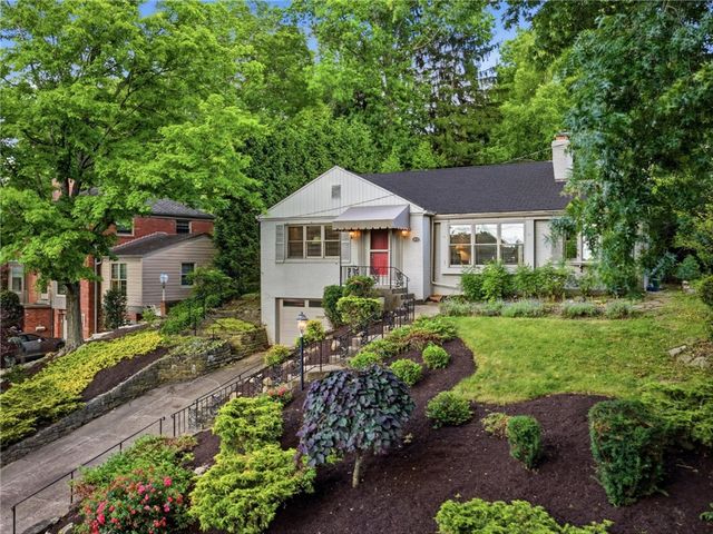 401 Neulon Ave, Mt Lebanon, PA 15216