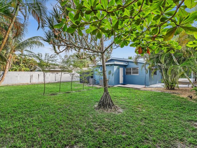 141-145 NE 30th Ct, Wilton Manors, FL 33334