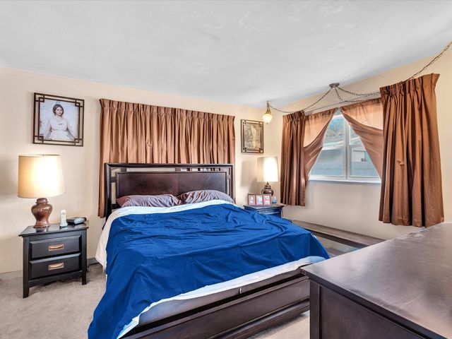 141-145 NE 30th Ct, Wilton Manors, FL 33334